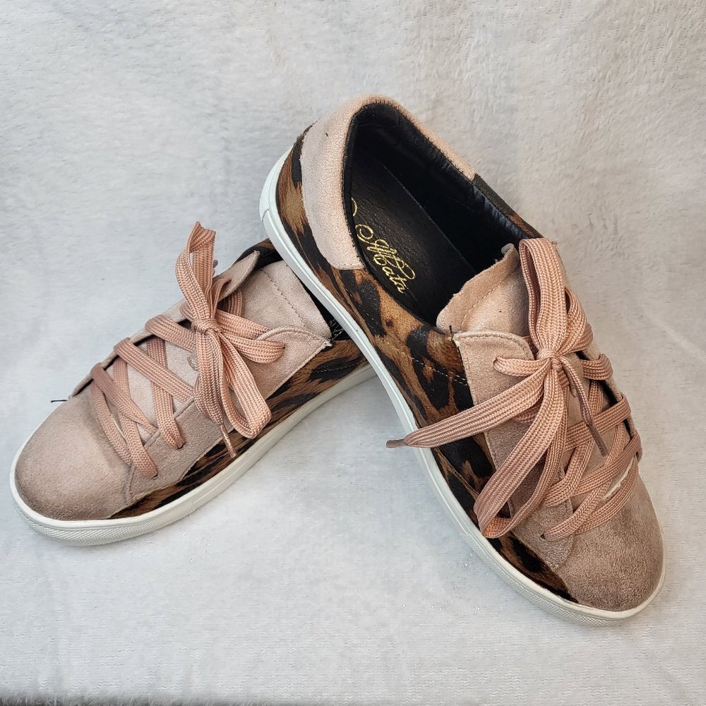 Abata Sneakers With Blush & Leopard Design Sizes Varies - Picture 6 of 8